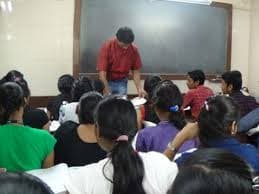 VERTEX Commerce Coaching Centre classroom photo 1